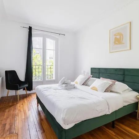Service 2 Pieces Au Coeur Du 19e - 4p Daire *